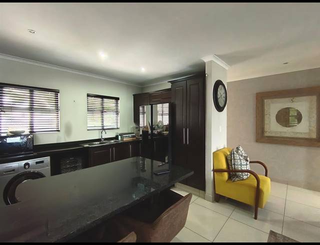 3 BEDROOM APARTMENT FOR SALE IN SHORTENS COUNTRY ESTATE